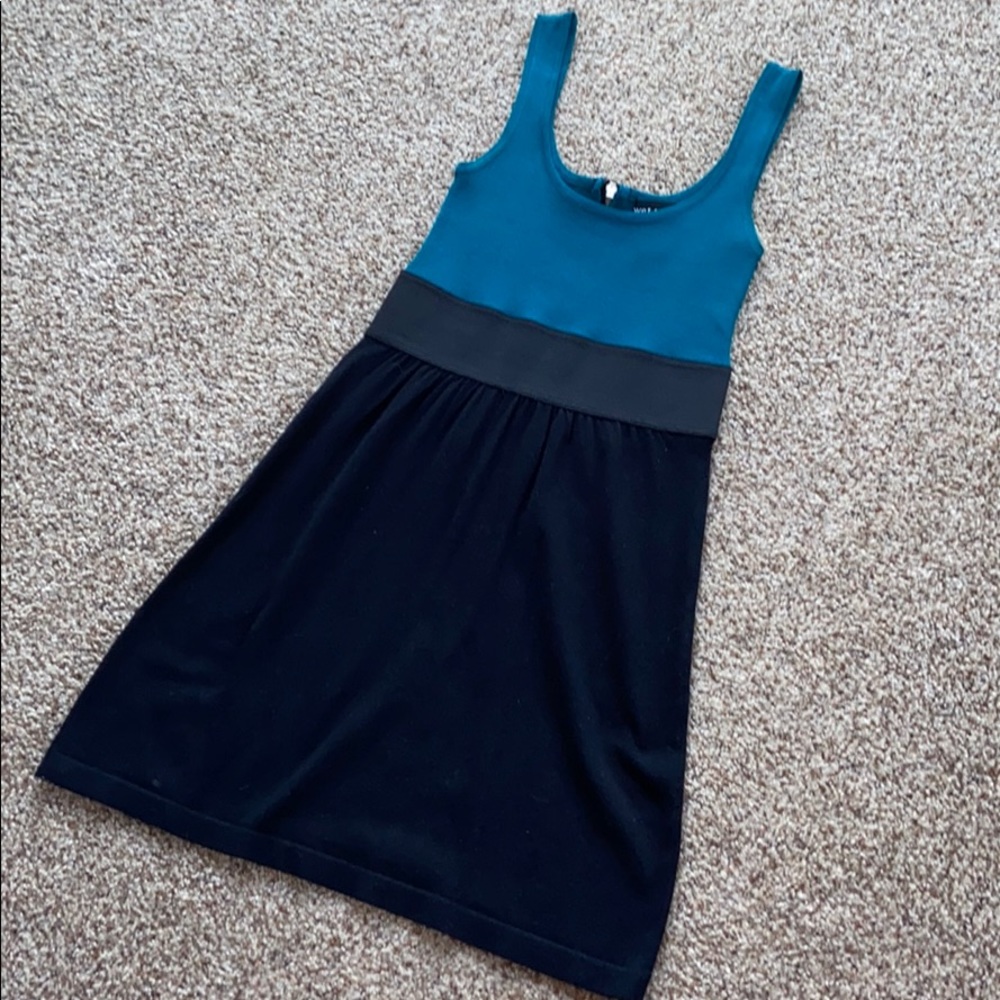 Colorblock Dress - Picture 2 of 4